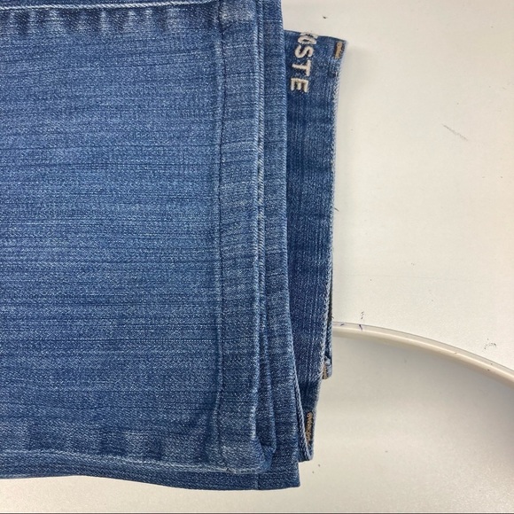 LACOSTE Sz 33 Designed in France Tapered Mid-Wash Professionally Hemmed Jeans - Picture 7 of 8